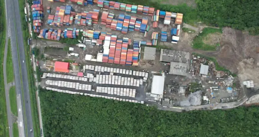 Terreno com galpão para alugar - Andaraguá, Praia Grande/SP
