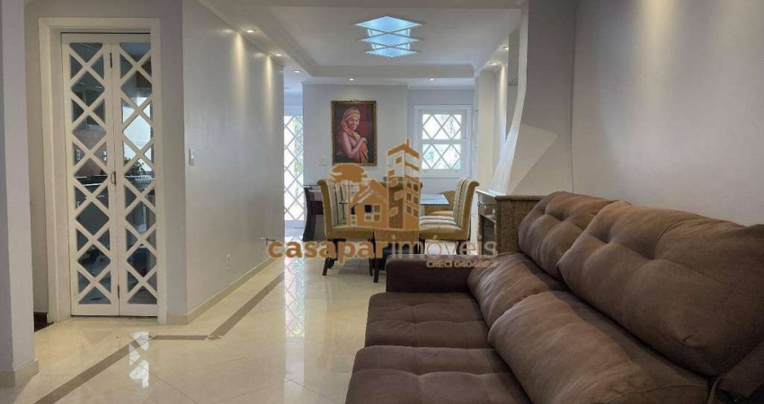 Sobrado à Venda em Condominio Fechado,165m² com 3 Quartos e Lazer Completo