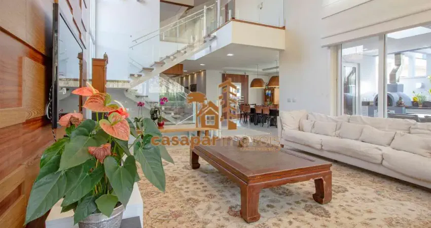 Sobrado à Venda no Jardim São Caetano com 550m², 4 Quartos e 5 Vagas