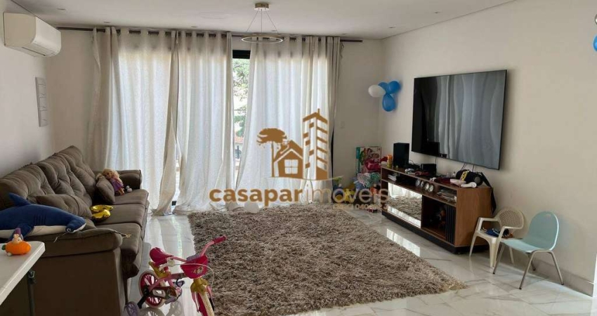 Sobrado à Venda Alto Padrão com 258m², 3 Dormitórios no Bairro Olímpico