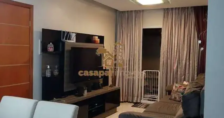 Apartamento térreo à venda com 106m², 2 dormitórios e quintal