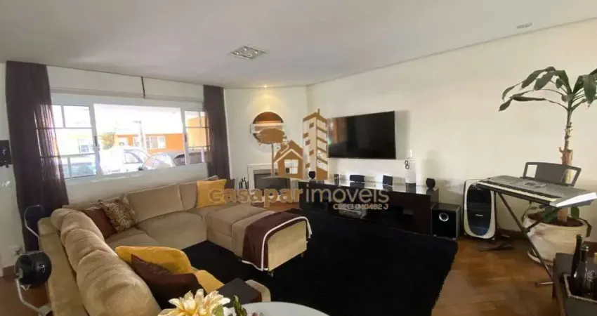 Casa à venda em condomínio fechado com 311m², 4 suítes com lazer e 4 vagas