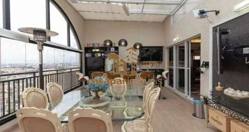 Cobertura à Venda com 256m² e 3 Suítes, Piscina Privativa e 4 Vagas