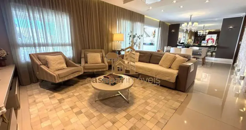 Apartamento à Venda Mobiliado com 162m²,3 Suítes com 3 Vagas e Ultimo Andar