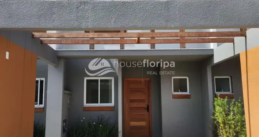 Casa à venda em Condomínio Resort 2 suítes, estrutura completa, próximo a praia, Morro das Pedras,