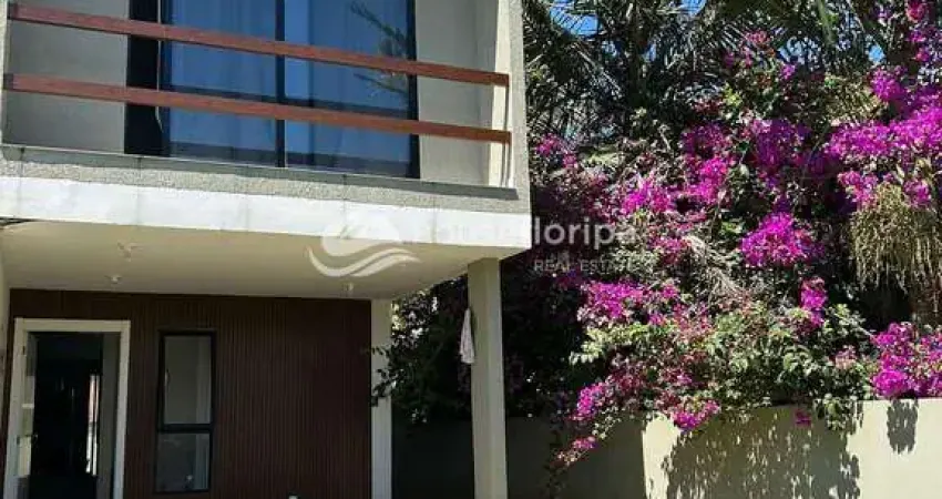 Casa mobiliada com 3 quartos à venda, na Armação, Florianópolis, SC