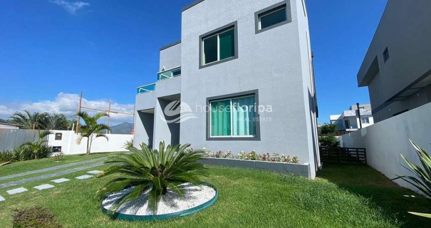 Belíssima casa com 3 suítes à venda no Condomínio Residencial Flamboyant – Campeche, Florianópolis