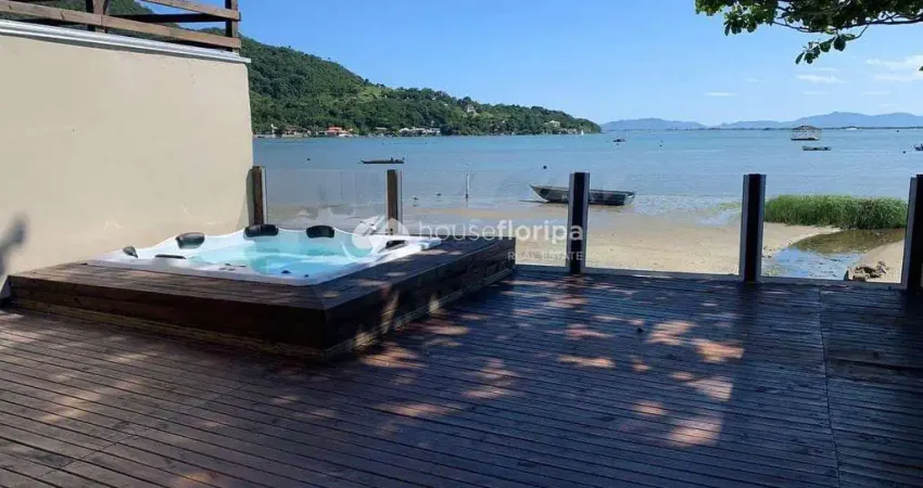 Casa à venda individual beira  mar, com rancho para comportar barcos, com 3 dormitórios, Ribeirão d