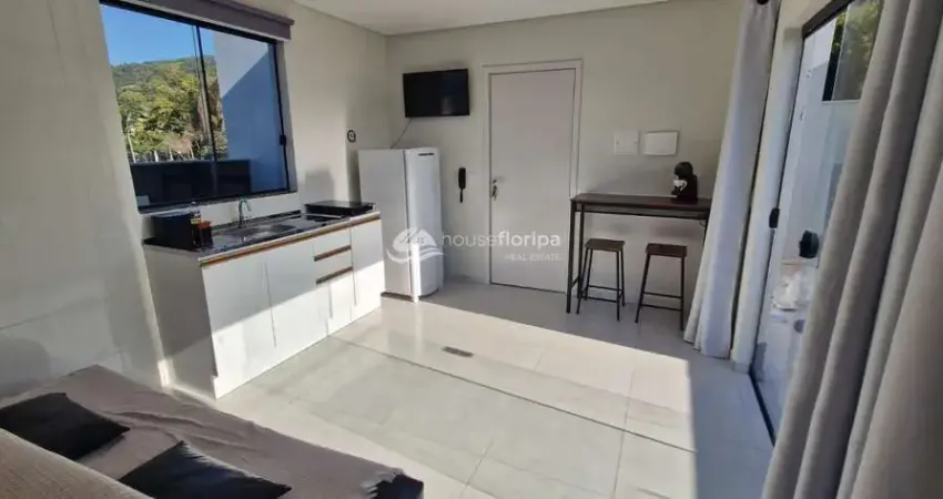 Cobertura com 1 dormitório com linda vista, churrasqueira e amplo espaço externo à venda, ribeirão