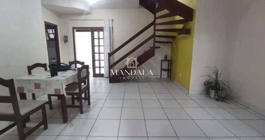 Sobrado à venda, 71 m² por R$ 480.000,00 - Centro - Bertioga/SP