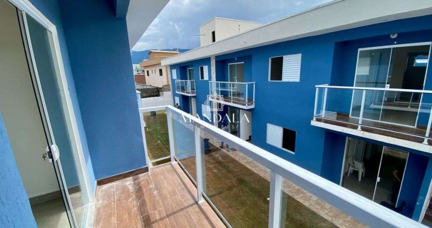 Village em Bertioga, a uma quadra da praia