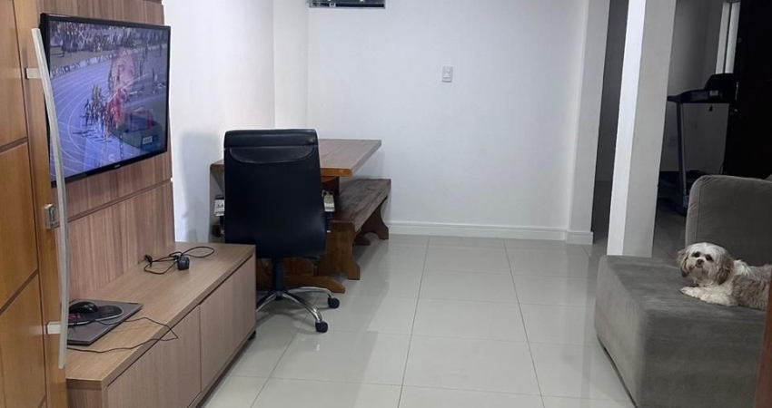 Casa Geminada no Ceniro Martins