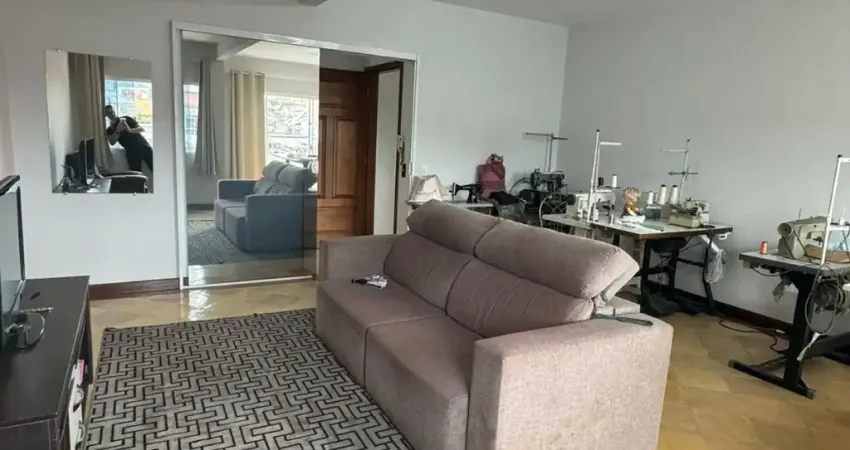 Casa com 3 quartos à venda na Rua Benjamin Gerlach, 1013, Fazenda Santo Antônio, São José