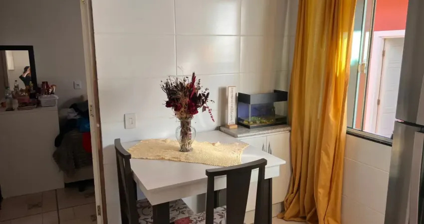 Ótima casa residencial em fazenda santo antonio, são josé/ sc, localização segunra e tranquila.