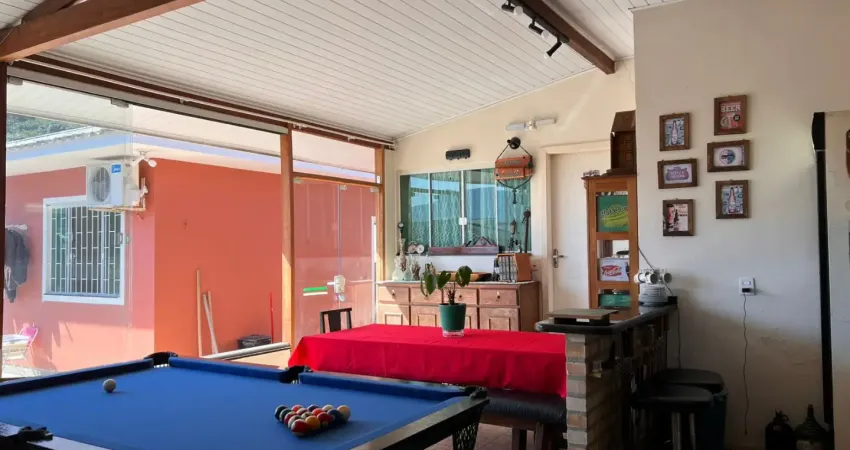 Casa com 3 quartos à venda na Rua Alfredo Hermenegildo da Rosa, 112, Fazenda Santo Antônio, São José