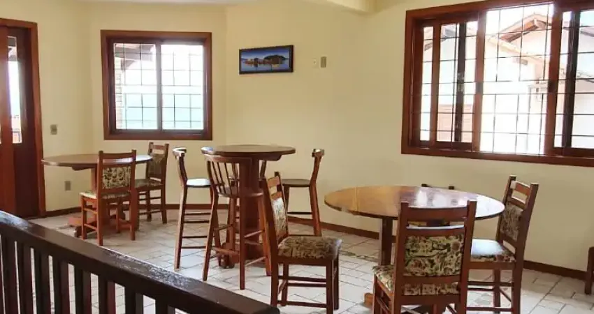 Casa com 4 quartos à venda na Rua Mário Estevão dos Santos, 19, Ponta de Baixo, São José
