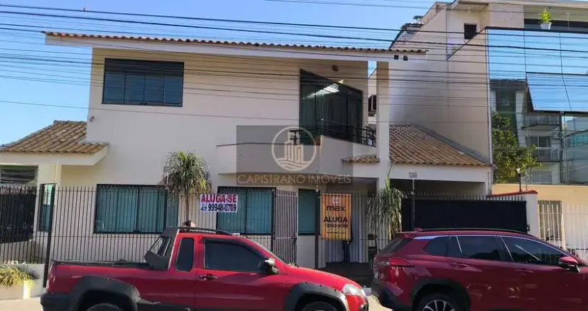 Casa com 3 quartos para alugar no Centro, Balneário Camboriú 
