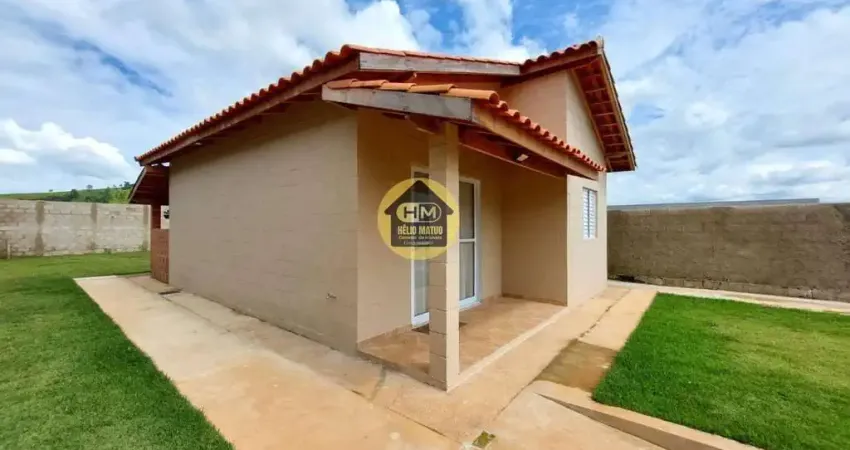 Casa em Condomínio para Venda em Atibaia, 3 Pistas, 2 dormitórios, 1 suíte, 2 banheiros