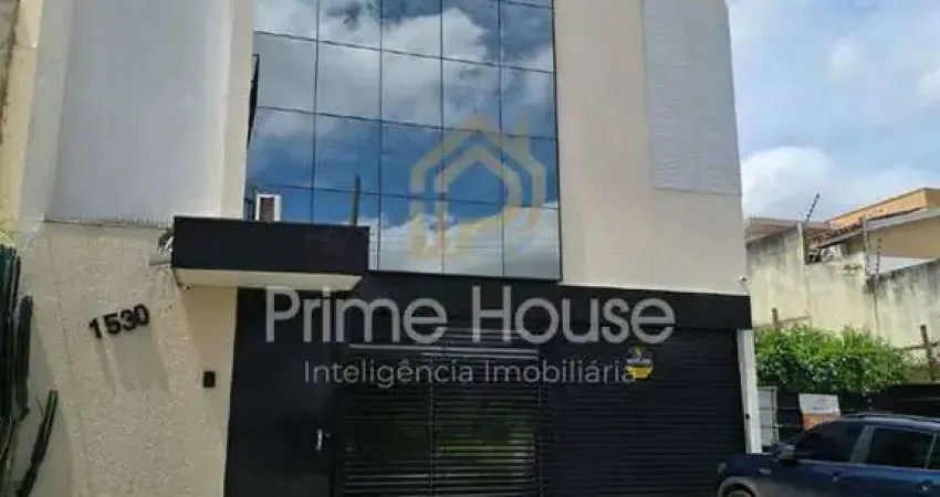 Prédio com 3 salas à venda na Avenida Oito de Abril, 1530, Goiabeiras, Cuiabá