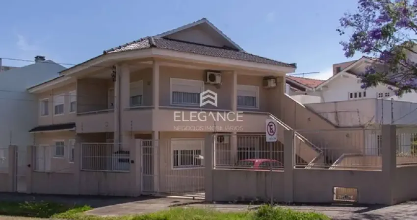 Casa à venda em porto alegre-rs, vila ipiranga: 5 quartos, 2 suítes, 4 banheiros, 5 vagas de garagem, 233m2.elegance imóveis.