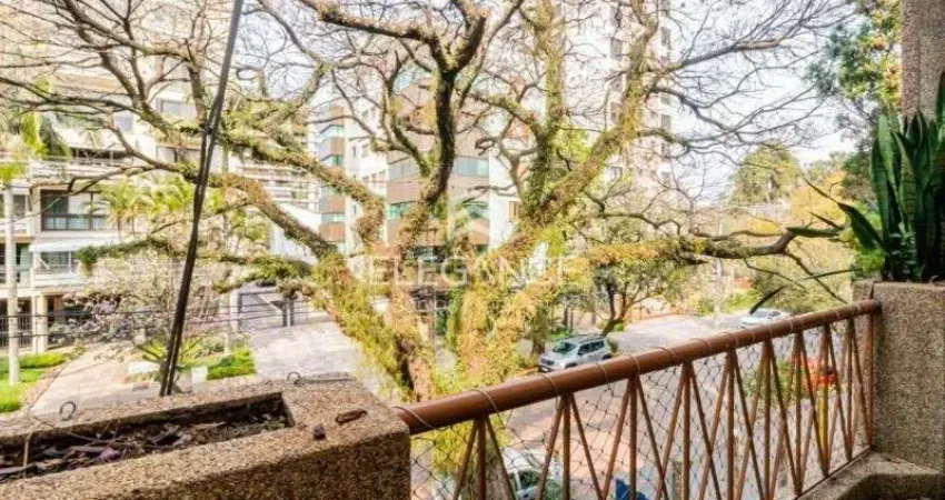 Apartamento reformado para comprar com 2 dormitórios, 2 suítes, 4 banheiros, 2 vagas, 220m2 no moinhos de vento - porto alegre. elegance imóveis