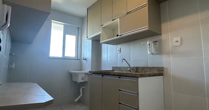 Alugo 2/4 com suíte no Residencial Paris Santa Teresa