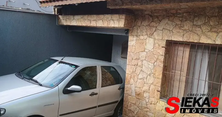 Imperdível oportunidade de adquirir casa com 2 quartos, 1 suíte e 2 vagas na Vila Matilde, SP!