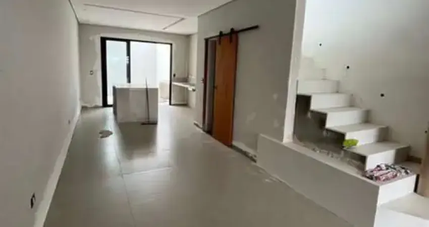 Imperdível! Casa à venda na Vila Carrão, São Paulo-SP, com 4 quartos, 4 suítes, 1 sala, 2 vagas de garagem e 150,00 m².