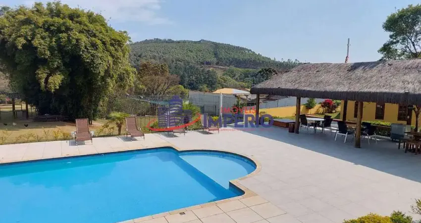 Chácara com 7 dorms, Centro, Nazaré Paulista - R$ 1.95 mi, Cod: 11772