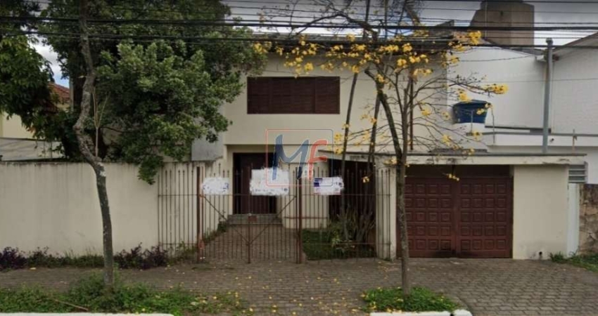 Sobrado no bairro Planalto Paulista, 230 m² a.u., 3 suítes, sala, cozinha, área de serviço, churrasqueira, forno de pizza e 3 vagas . REF 16.465 -