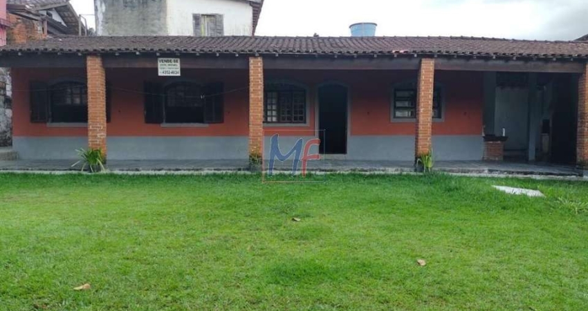 Casa em São Sebastião, 130m² a.u., 2 quartos, sala, cozinha americana, banheiro, varanda, churrasqueira e 6 vagas. REF: 16.648