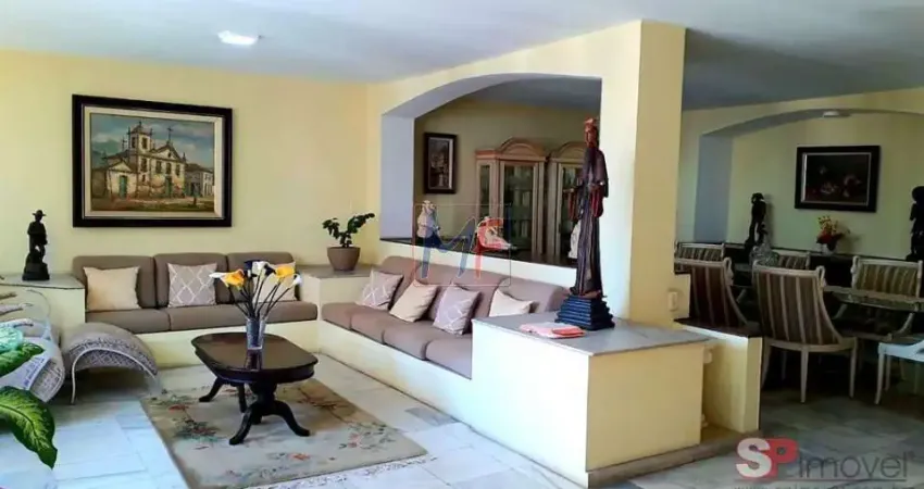 REF 16.737 - Excelente apto no Boqueirão (Santos), 300m² a.u., 5 quartos (3 suítes), sala, cozinha, banheiro, área de serviço e 2 vagas.