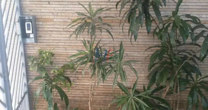 Excelente Apartamento muito bem localizado no bairro Vila Mariana, com 50 m2 área útil , 2 dorms, cozinha, sala,  1 banheiro. - REF 17.195