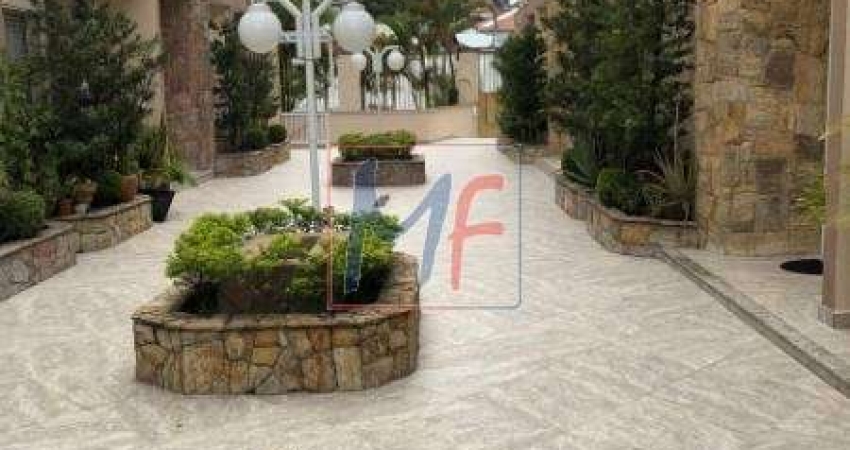 REF: 7730 Lindo Sobrado em cond. no bairro Vila Formosa, sendo 3 suítes, varanda, diversos armários, 192 m² área útil, 5 vagas de garagem.