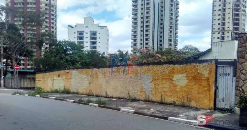 Ref: 10.821 excelente terreno de esquina 551 m² , testada de 22 m para 1 rua e 25 mts para a outra bairro jd. avelino. ótima localização.