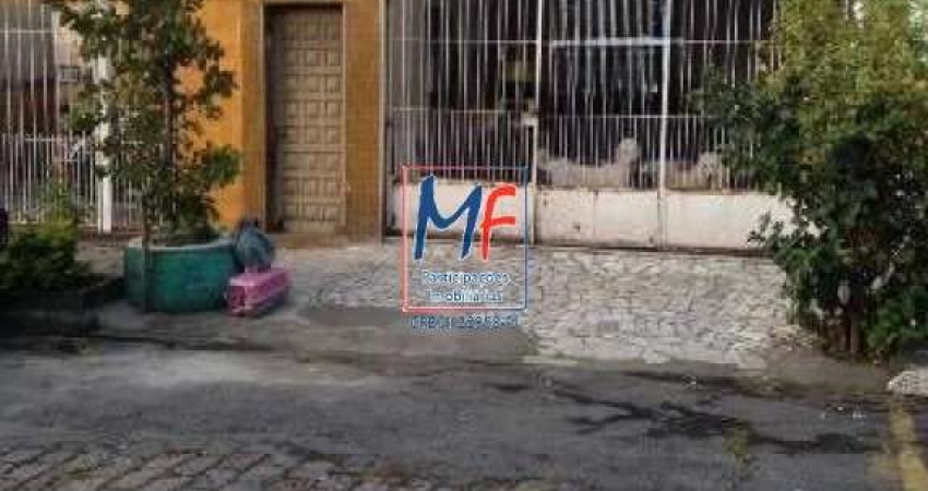 Ótimo terreno com 233 m²,  290  m2 a.c., 5,50 m² de testada  abrindo de fundo com 9 m² na Vila Pompéia. Zon. ZM. Aceita pequena parte em permutas. REF 11.014