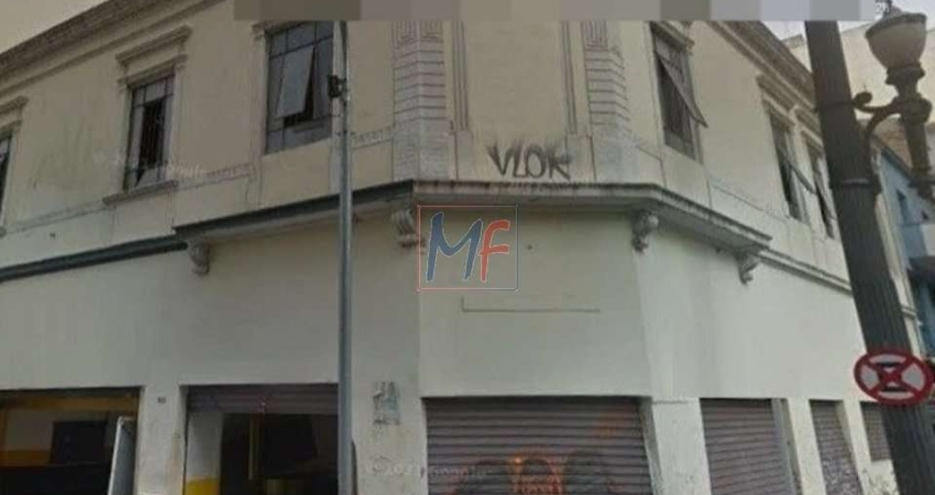 Excelente prédio comercial no Centro de SP, com 199 m² a.t., 543 m² a.c.,5 lojas no térreo e estacionamento de 25 vagas. Zona ZC (REF 18.024)