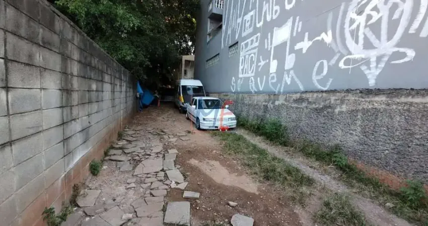 Excelente Terreno bairro da Vila Souza, com 106 m² de área construída e 316 m² de área de terreno. ZEU. Testada 5 m.  Não aceita permutas.  REF: 18.976