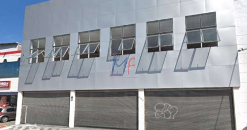 Excelente galpão na Água Rasa, com 2714 m² a.c., 1328 m² a.t., testada de 35,4 m, banheiros e salas. Prox. Av. Salim Farah Maluf (REF 19.113)