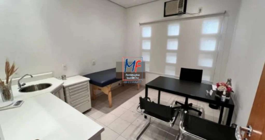 Excelente prédio comercial na Vila Andrade, com 600 m² a.c., 300 m² terreno ,  testada de 10m, Zoneamento ZM. Não aceita permuta. Prox. Av. Giovanni Gronchi REF 19.567