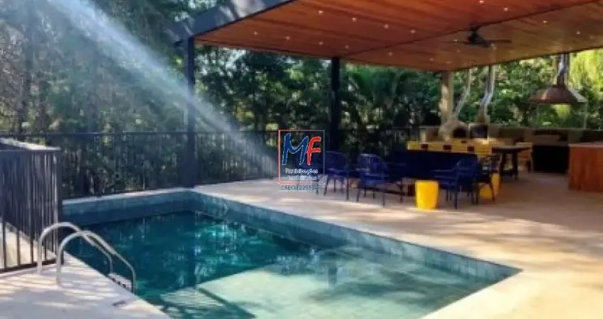 Excelente casa em condomínio fechado em Atibaia SP, com 405 m² a.u., 1200 m² terreno com 4 edificações,  casa principal, edícula, lazer e garagem (REF 19.424)