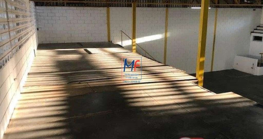 Excelente galpão 500 m² a.u., terreno 423 m2, mezanino, escritório, salão, vestiários masculino e feminino, refeitório e 5 vagas cobertas. Prox. Rua José Rosa (REF 20.336)
