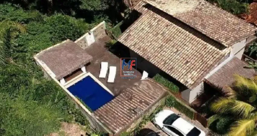 Excelente casa em Ilhabela ,  255m² a.c., 328m² a.t., 4 dorms.(3 suítes), churrasqueira, deck, piscina, 2 vagas (REF 20.610)