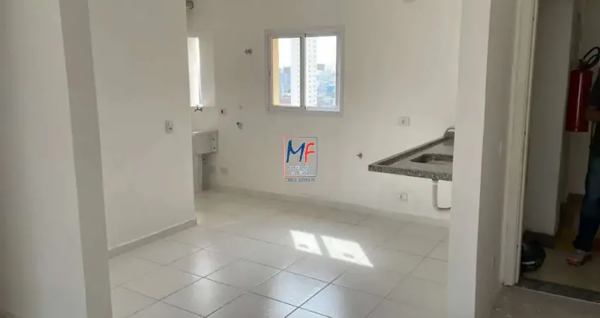 Excelente Apartamento localizado no Cambuci, com 89m² de a.u, contém 3 dormitórios sendo 2 suítes,  cozinha e lavandeira, sala, e 1 vaga de garagem. REF 20.905