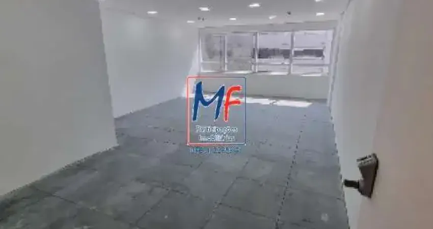 Excelente Sala Comercial muito bem localizada em Alphaville, com 83,50m²  área útil, piso elevado , forro em drywall , com 1 banheiro e 2 vagas de garagem. REF 21.001