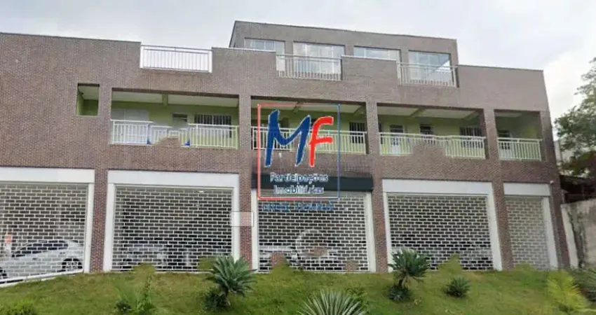 Excelente prédio em Osasco,  com 720 m² a.c, 180 m² terreno, 2 quitinetes com 40m², 1 apto com 2 dormitórios, 2 salas,  salão de festas, varanda e 12 vagas.  REF: 21.046