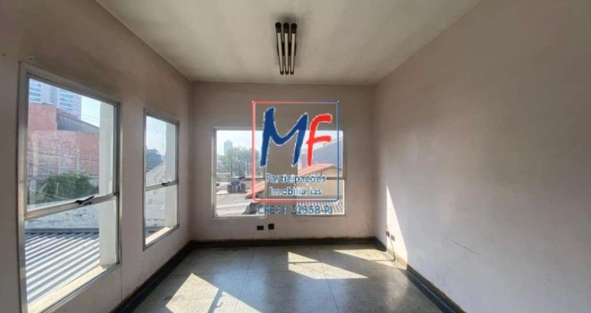 Excelente Prédio Comercial localizado na Vila Formosa, com 578 m²  área útil, terreno 264 m2 , testada de 8 m, 2  salas, banheiros, copa, cozinha e 10 vagas. REF 21.098