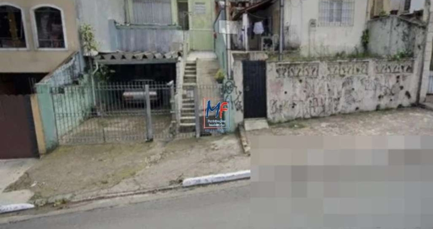 Excelente Terreno localizado no bairro da Vila Ivone, com 138 m² de área total, e com duas casas, região valorizada. Não aceita permutas. Zoneamento ZM.REF: 19.728