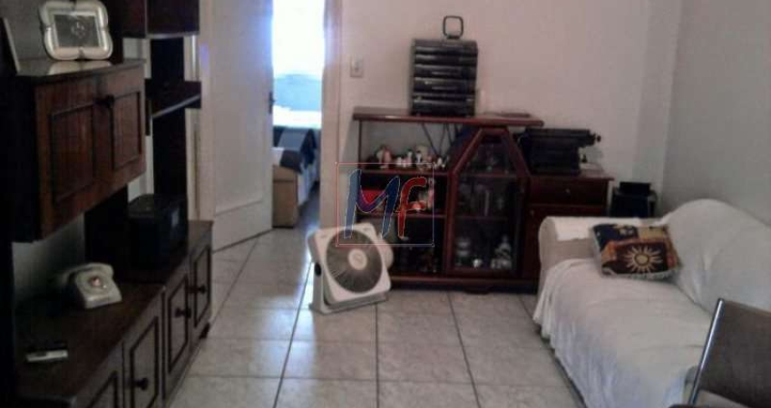 REF: 2537 - Excelente apartamento no bairro Cambuci, no 3 andar, sem vaga, 2 quartos, sala para 2 ambientes, sacada, cozinha, 2 banheiro.