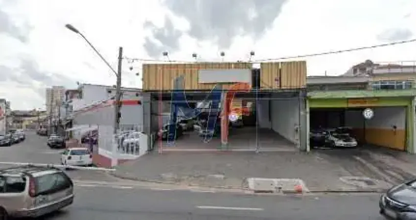 Galpão e loja no Moinho Velho com 309 m² de terreno, 287 m2 a.c.,  com  3 salas, pátio para 30 carros e 2 banheiros.  Zoneamento  ZC . Não aceita permutas. REF: 6420 -